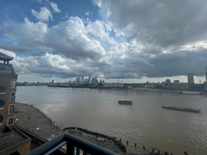 1 Bedroom Flat To Rent In High Street, Wapping, London, E1W