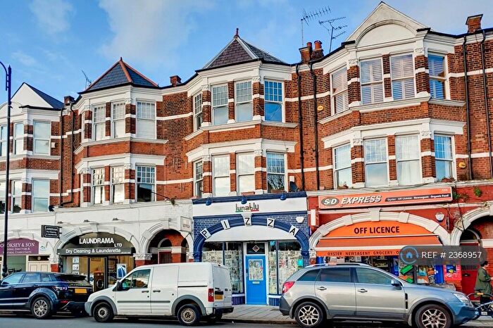 3 Bedroom Flat To Rent In Fortis Green Road, London, N10