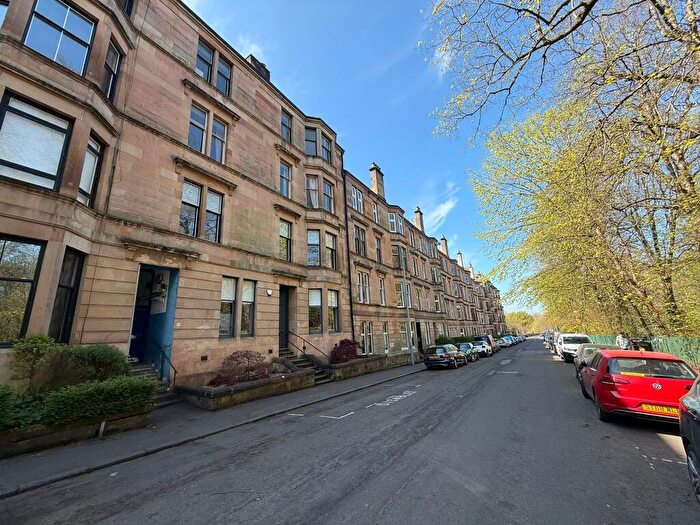 4 Bedroom Flat To Rent In Clouston Street, North Kelvinside, G20