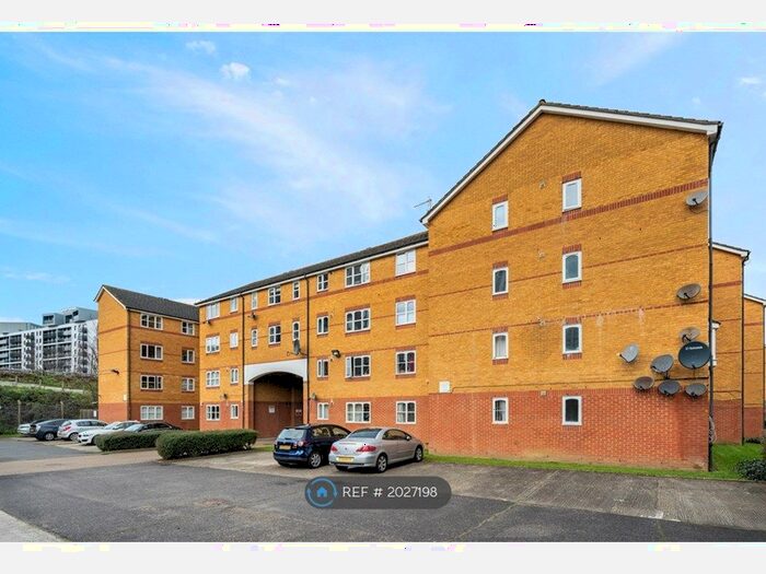 1 Bedroom Flat To Rent In Century House, London, SE8