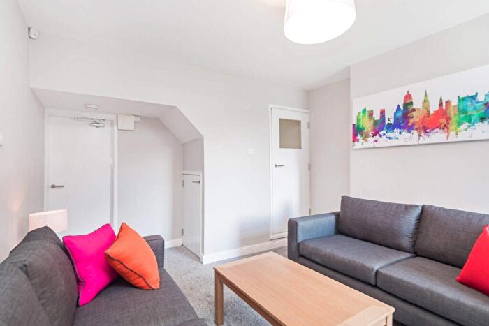 4 Bedroom Terraced House To Rent In Queens Road, Beeston, Nottingham, Nottinghamshire, NG9