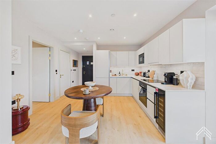 1 Bedroom Flat To Rent In Draycote House, London, NW9