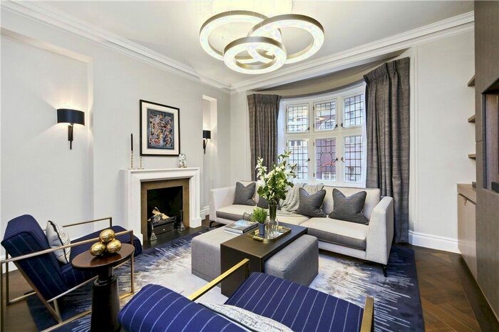 2 Bedroom Flat To Rent In Bury Street, London, SW1Y