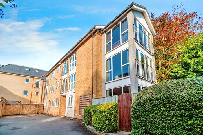 2 Bedroom Flat For Sale In Archers Road, Banister Park, Southampton, Hampshire, SO15