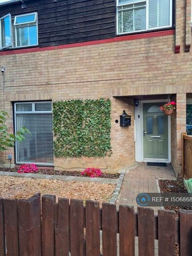 2 Bedroom Terraced House To Rent In Walthams Place, Pitsea, Basildon, SS13