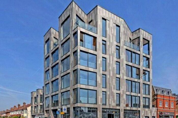 1 Bedroom Flat To Rent In A Milner Road, London, SW19