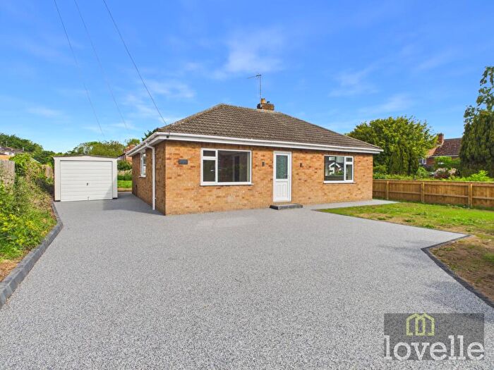 3 Bedroom Detached Bungalow For Sale In Holywell Road, Alford, LN13