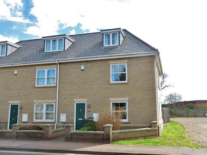 4 Bedroom End Of Terrace House To Rent In North Terrace, Mildenhall, IP28