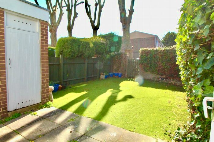 3 Bedroom End Of Terrace House To Rent In Kidbrooke Park Close, London, SE3