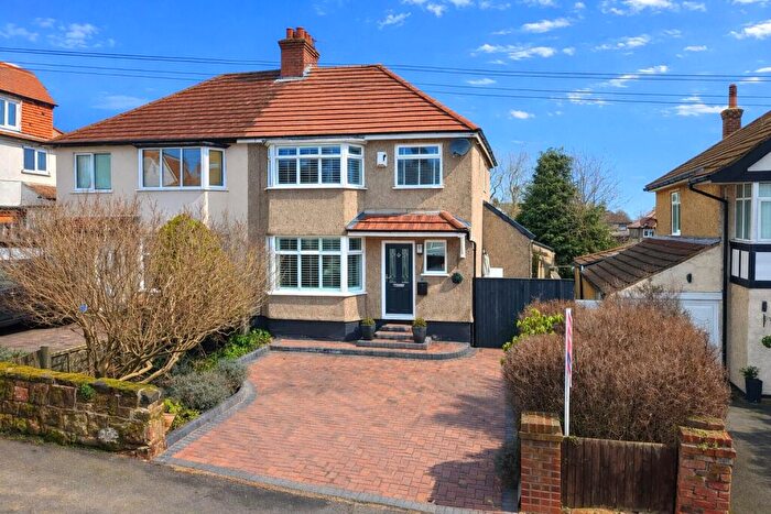 3 Bedroom Semi-Detached House For Sale In Hillfield Drive, Heswall, Wirral, CH61