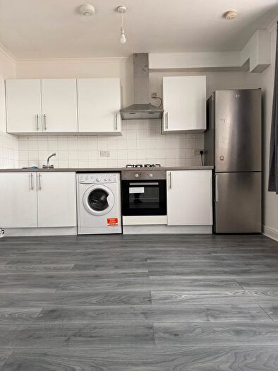 2 Bedroom Flat To Rent In London, E7