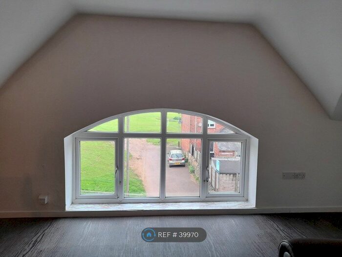 2 Bedroom Flat To Rent In The Old Co-Op Building, Highfields, Doncaster, DN6