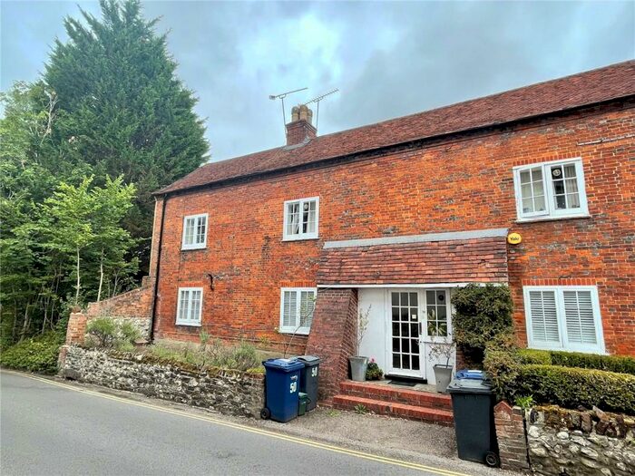 2 Bedroom Apartment To Rent In Beavers Road, Farnham, Surrey, GU9