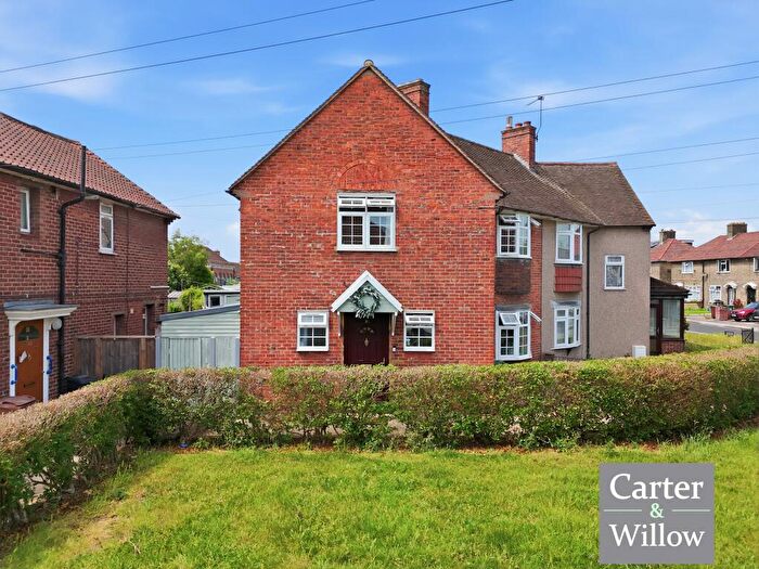 3 Bedroom Semi-Detached House For Sale In Cartwright Road, Dagenham, RM9