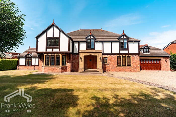 5 Bedroom Detached House For Sale In Regent Avenue, Lytham, Lancashire, FY8