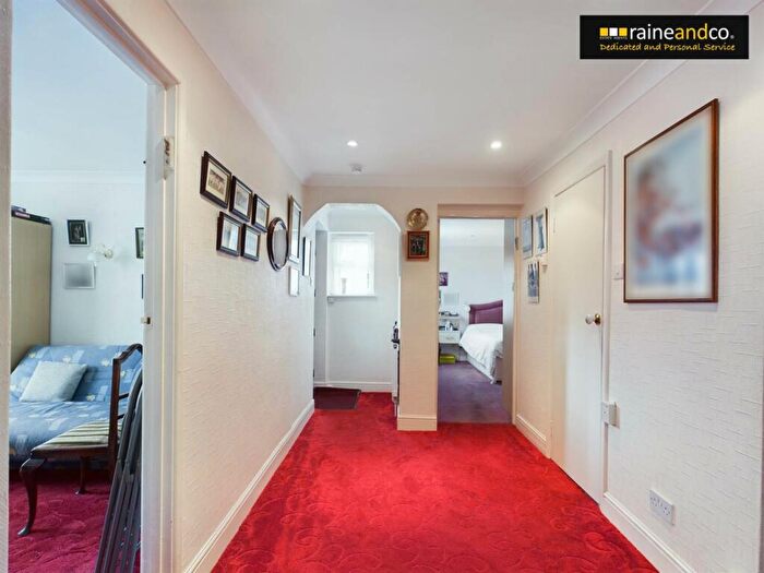 2 Bedroom Detached Bungalow For Sale In Fairview, Potters Bar, EN6