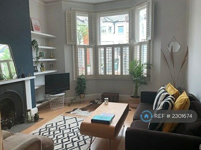 1 Bedroom Flat To Rent In Battersea, London, SW11