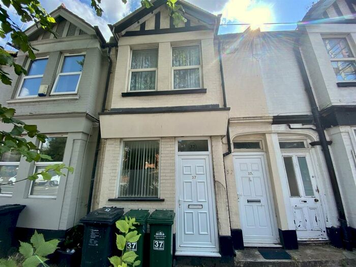 1 Bedroom Flat To Rent In Coombe Terrace, Brighton, East Sussex, BN2
