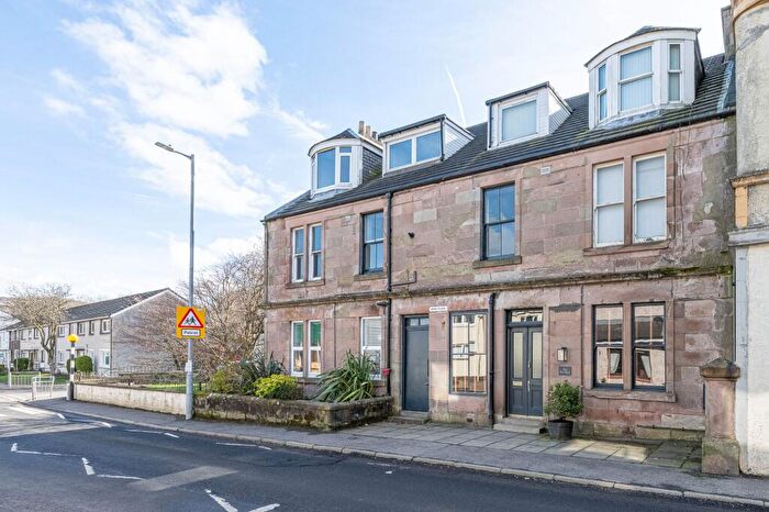 1 Bedroom Flat To Rent In Main Street, Inverkip, PA16