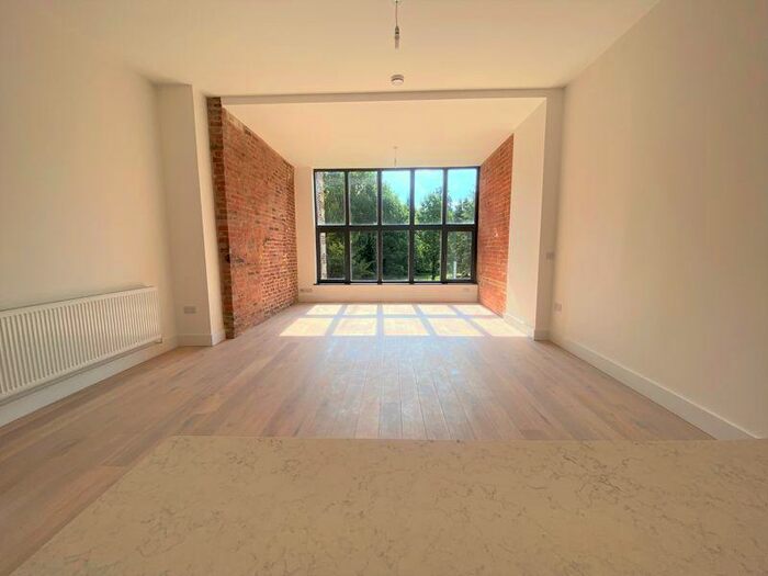 2 Bedroom Apartment To Rent In Apt Bank Hall, Bank Hall Drive, Bretherton, PR26