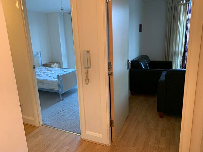 2 Bedroom Apartment To Rent In Bath Row, Birmingham, B15