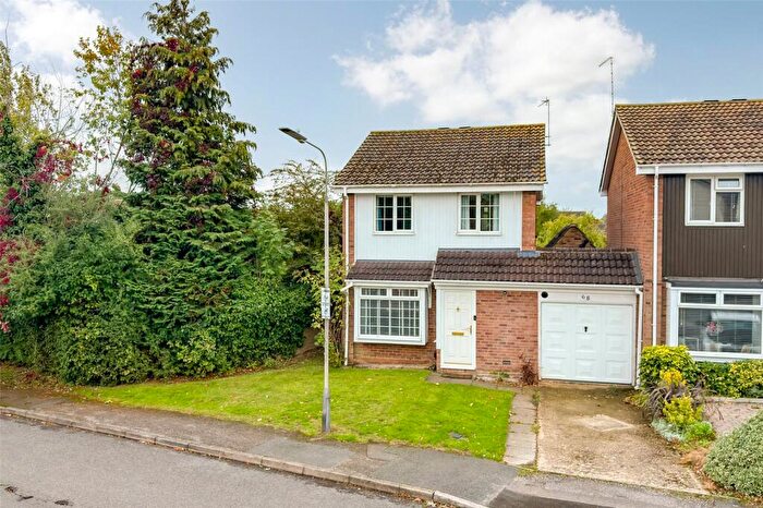 3 Bedroom Detached House For Sale In Villiers Crescent, St. Albans, Hertfordshire, AL4