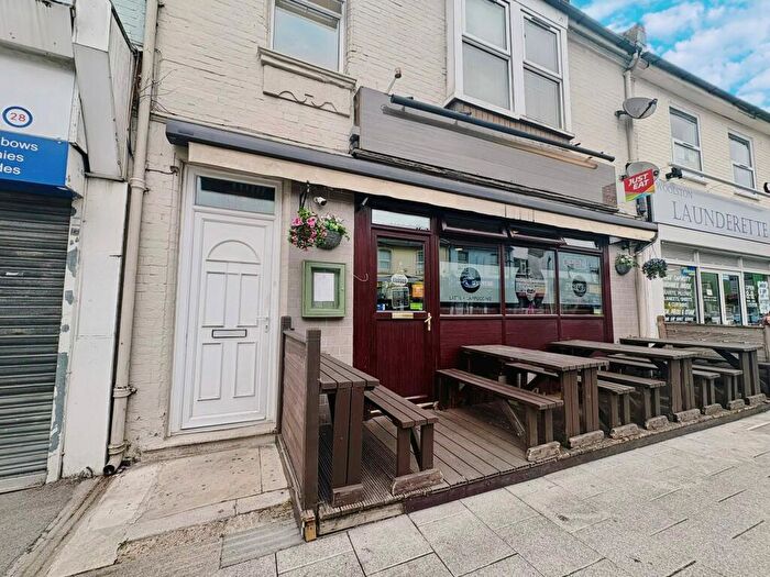 3 Bedroom Maisonette To Rent In Victoria Road, Woolston, SO19