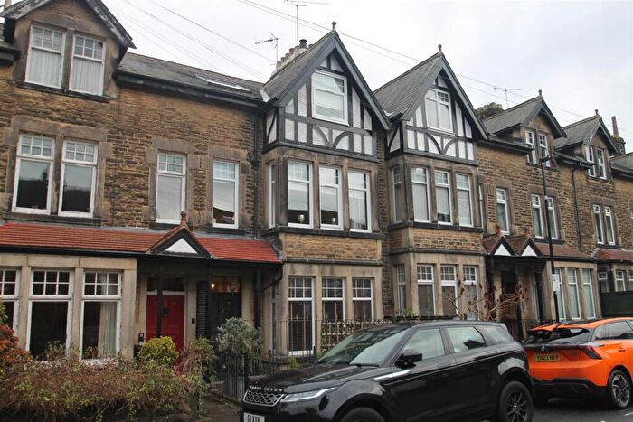 4 Bedroom Duplex For Sale In Spring Mount, Harrogate, HG1