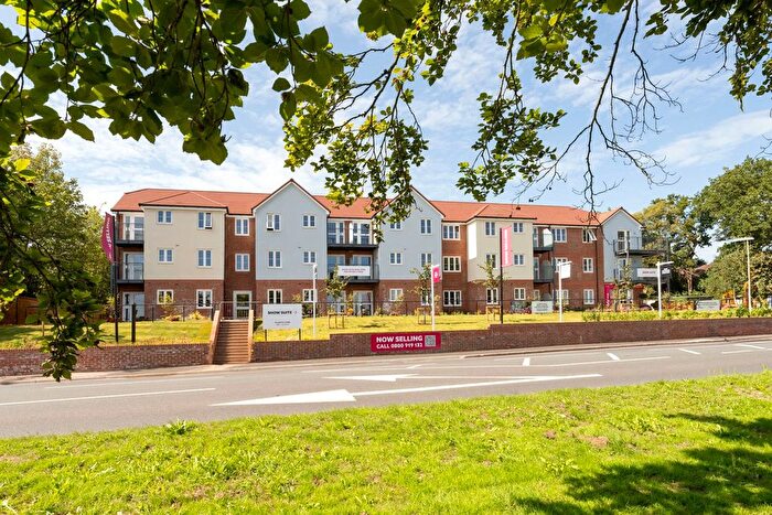 1 Bedroom Flat For Sale In Merchant Avenue, Exmouth, Devon, EX8