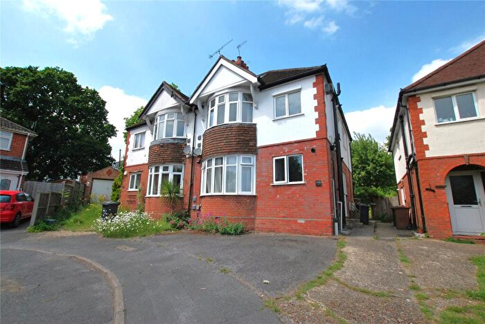 2 Bedroom Apartment To Rent In Beckingham Road, Guildford, Surrey, GU2