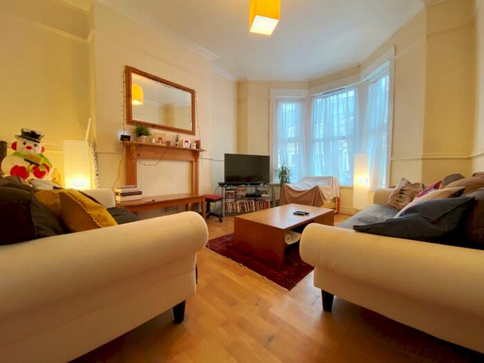 4 Bedroom Terraced House To Rent In Wellfield Place, Roath, CF24