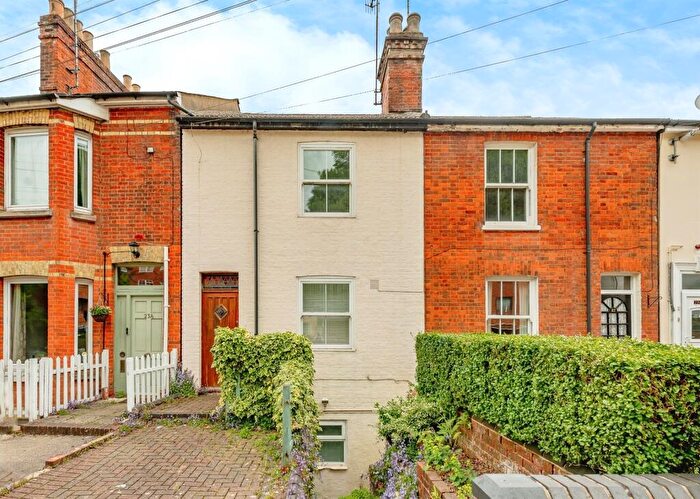 3 Bedroom Terraced House For Sale In Garlands Road, Redhill, RH1