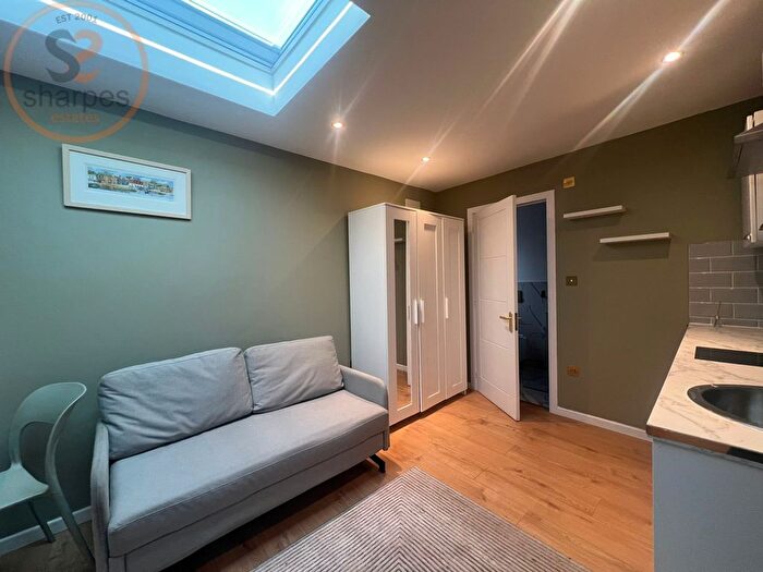 1 Bedroom Studio To Rent In Tamworth Lane, Mitcham, Surrey, CR4