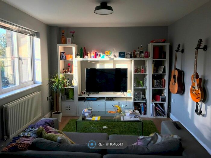 2 Bedroom Flat To Rent In Tower Mill Road, London, SE15