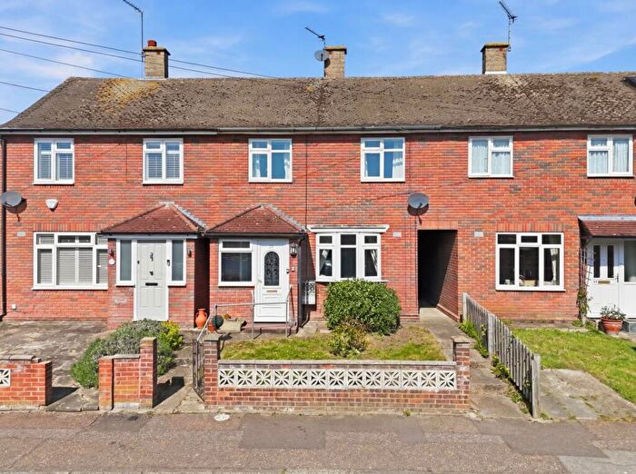 2 Bedroom House For Sale In Colson Road, Loughton, IG10