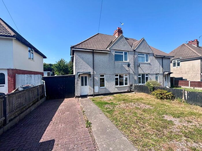 3 Bedroom Semi-Detached House To Rent In Holywell Avenue, Ashby-De-La-Zouch, LE65