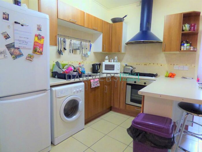 2 Bedroom Terraced House To Rent In Thorpe Street, Leicester, LE3