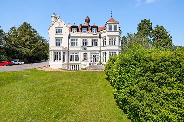 1 Bedroom Flat For Sale In Hammerwood Road, Ashurst Wood, RH19