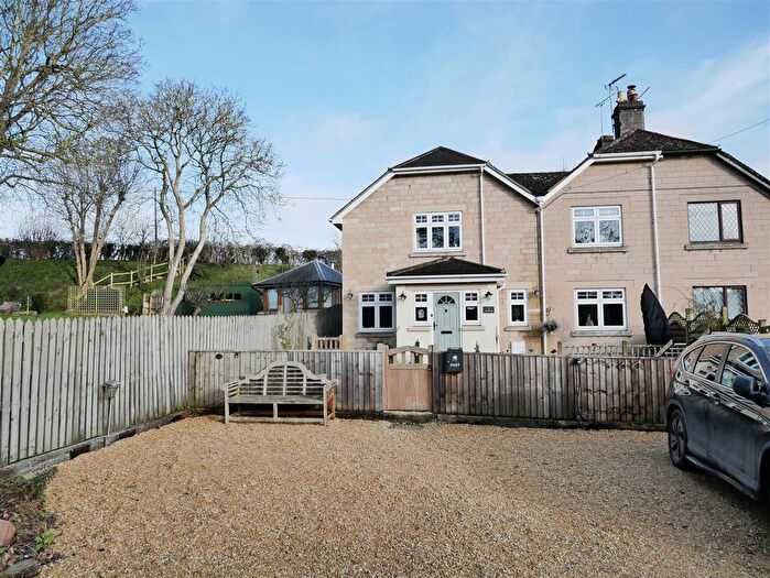 4 Bedroom Semi-Detached House For Sale In Snowhill, Hilmarton, Calne, SN11