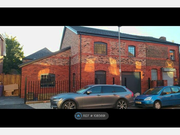 3 Bedroom Semi-Detached House To Rent In Lidderdale Road, Liverpool, L15