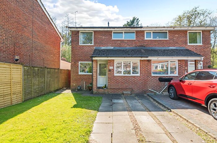 3 Bedroom Semi-Detached House For Sale In Flexford Close, Chandler's Ford, Eastleigh, SO53