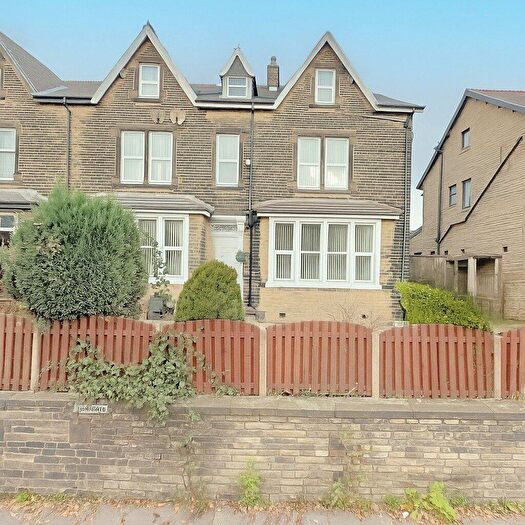 16 Bedroom Terraced House For Sale In Pollard Lane, Bradford, West Yorkshire, BD2