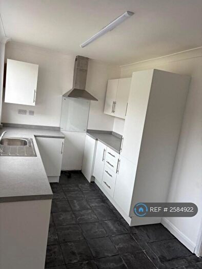 3 Bedroom End Of Terrace House To Rent In Stoker Crescent, Durham, DH6