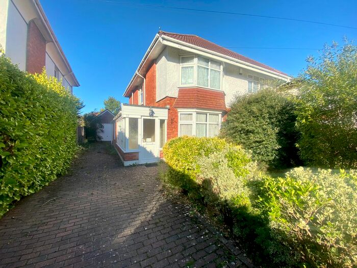 4 Bedroom Detached House To Rent In St. Lukes Road, Winton, Bournemouth, BH3