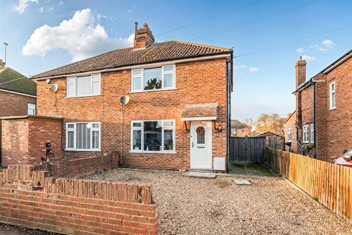 3 Bedroom Property For Sale In Ditmas Avenue, Kempston, Bedford, MK42