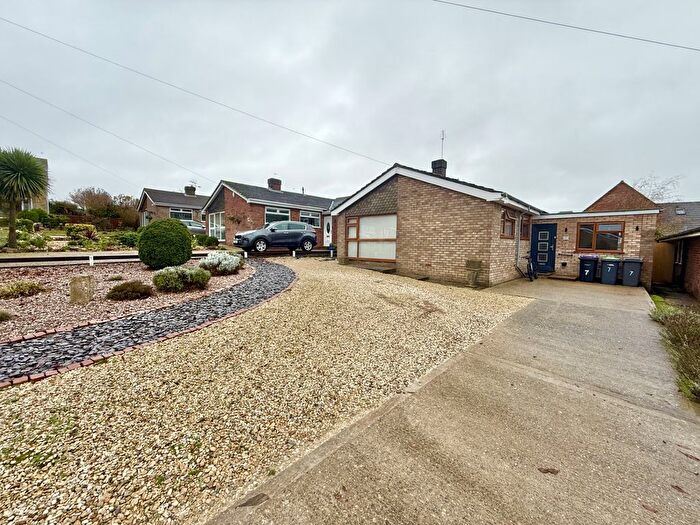 4 Bedroom Bungalow For Sale In Pynder Close, Washingborough, LN4