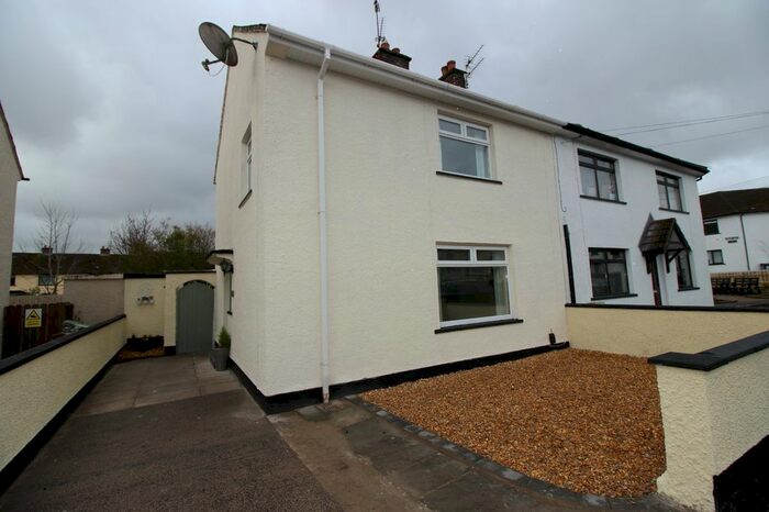 3 Bedroom End Of Terrace House For Sale In Ashlea Place, Lisburn, County Down, BT28