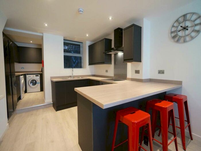 3 Bedroom House To Rent In Fron Heulog, Glanrafon Hill, Bangor, LL57