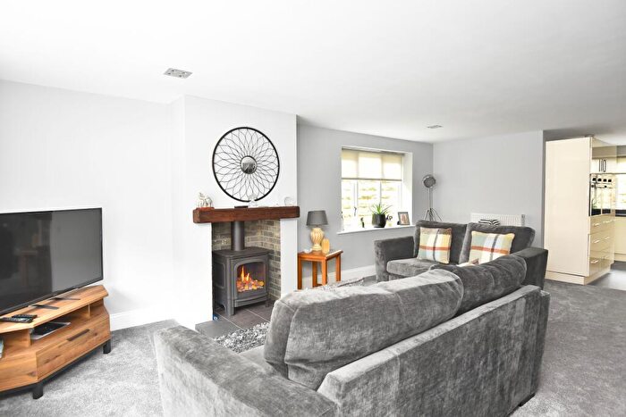 3 Bedroom Terraced House For Sale In High Bridge Court, Waterside, Knaresborough, HG5