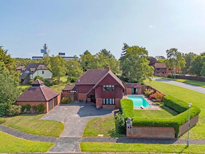 3 Bedroom Detached House For Sale In Birch Grove, Martlesham Heath, Ipswich, IP5